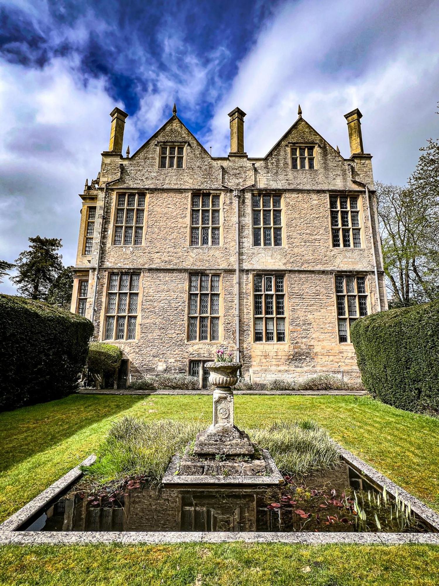 The Hall Hostal Bradford-On-Avon Exterior foto